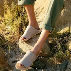 NWOT Free People Mainland Slide Sandal Size 40